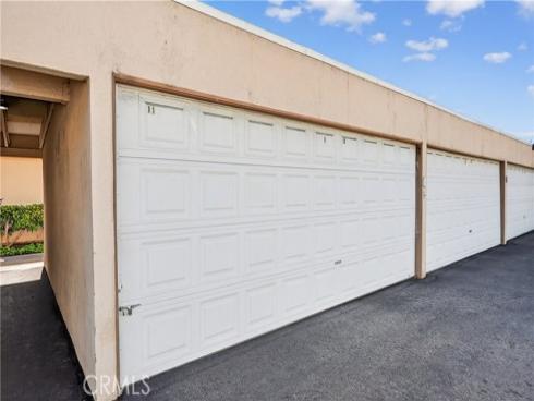1881  Mitchell  95 , Tustin, CA