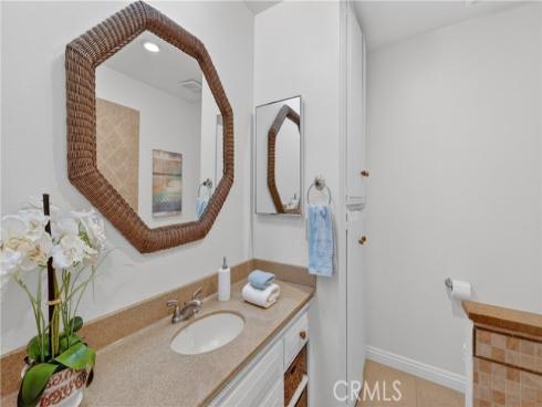 1881  Mitchell  95 , Tustin, CA