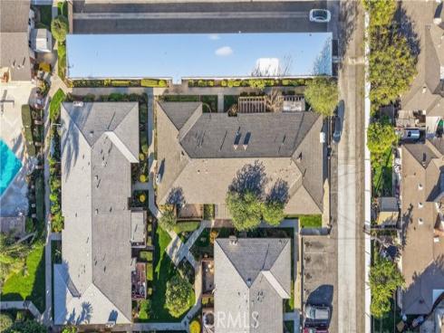 1881  Mitchell  95 , Tustin, CA
