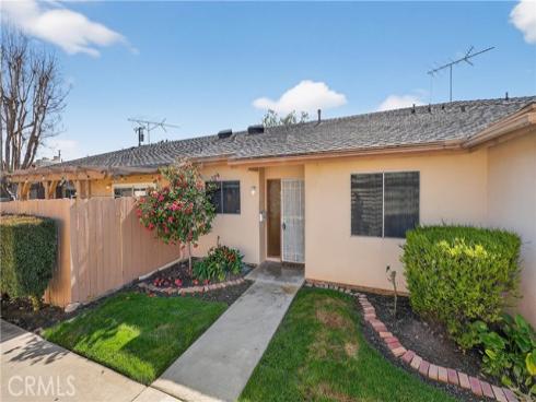 1881  Mitchell  95 , Tustin, CA