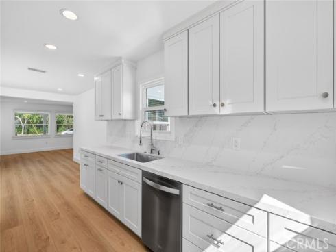 155 Pasadena , Tustin, CA