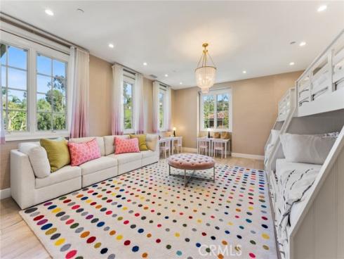 11765 Riehl , Tustin, CA
