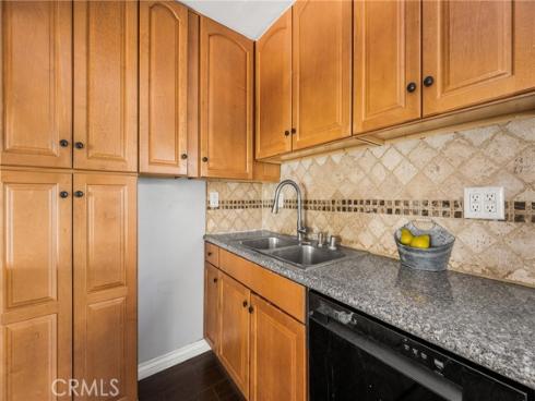 473 E. 1st