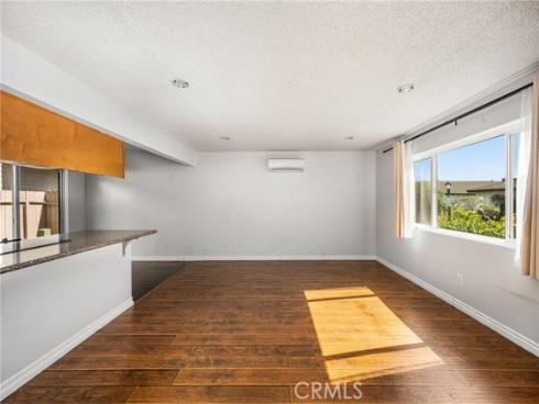 473 E 1st , Tustin, CA