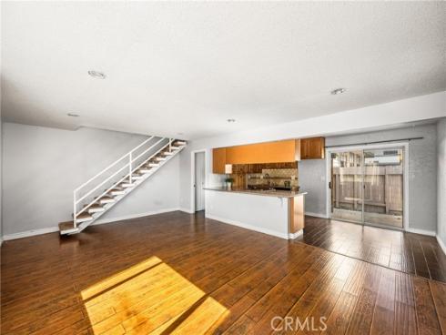 473 E 1st , Tustin, CA