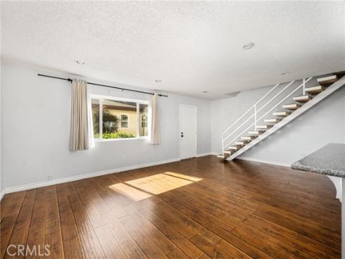 473 E 1st , Tustin, CA