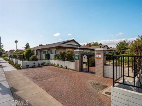 473 E 1st , Tustin, CA