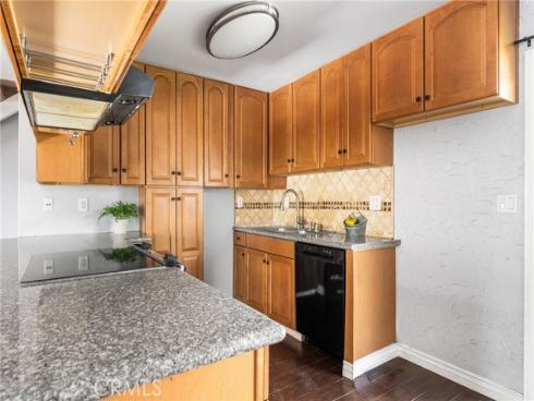 473 E 1st , Tustin, CA