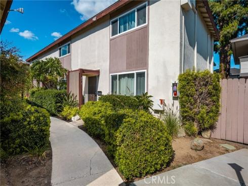 473 E 1st , Tustin, CA