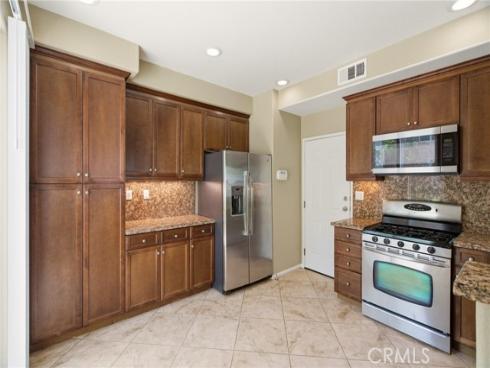 15247 Cambridge Street, Tustin, CA