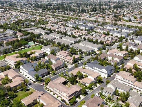 15247 Cambridge Street, Tustin, CA