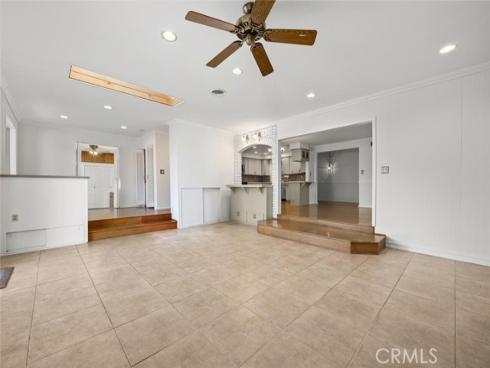 14132  Carfax  , Tustin, CA