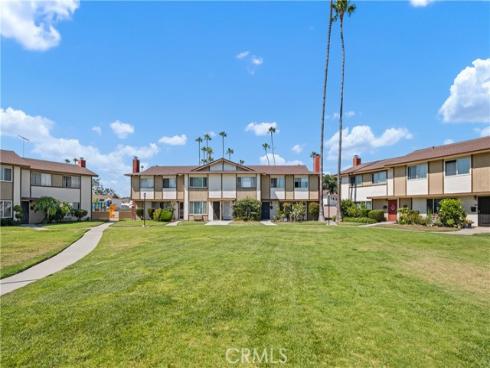 1722  Mitchell  172 , Tustin, CA