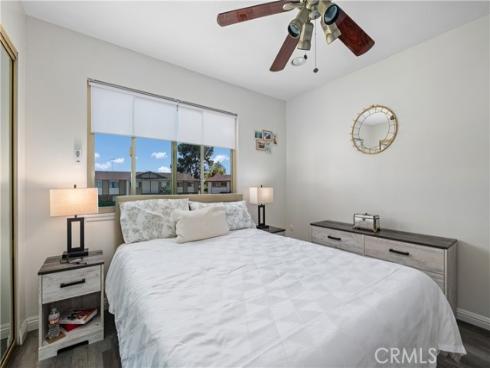1722  Mitchell  172 , Tustin, CA