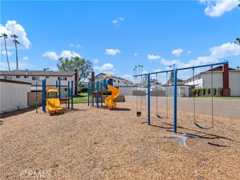 1722  Mitchell  172 , Tustin, CA