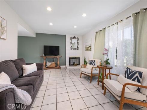 1722  Mitchell  172 , Tustin, CA