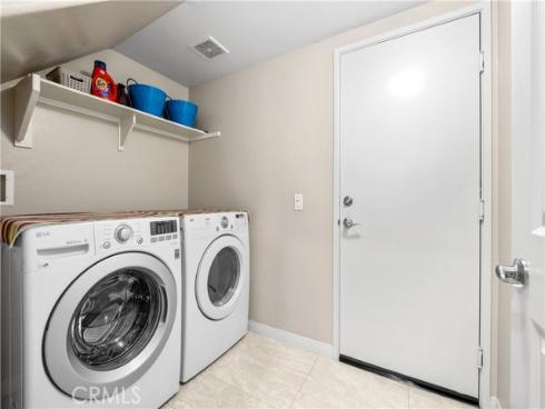 1413 Manchester Way, Tustin, CA