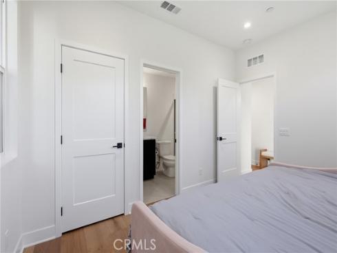 133  Jessup  , Tustin, CA
