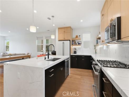 133  Jessup  , Tustin, CA