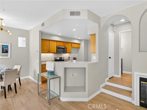 2329  Sunningdale  , Tustin, CA