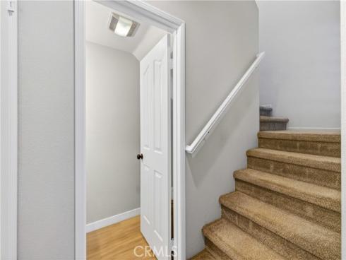 2329  Sunningdale  , Tustin, CA