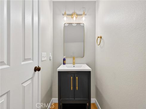 2329  Sunningdale  , Tustin, CA