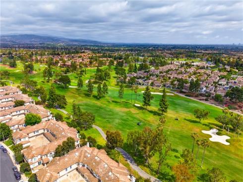 2329  Sunningdale  , Tustin, CA