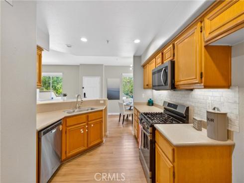2329  Sunningdale  , Tustin, CA