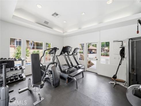 225  Gallery  , Tustin, CA