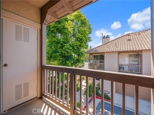 2756  Monza  , Tustin, CA