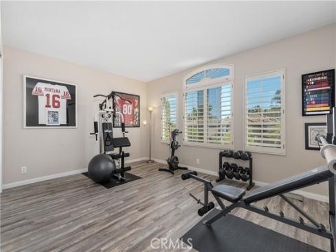 2573  Newman  , Tustin, CA