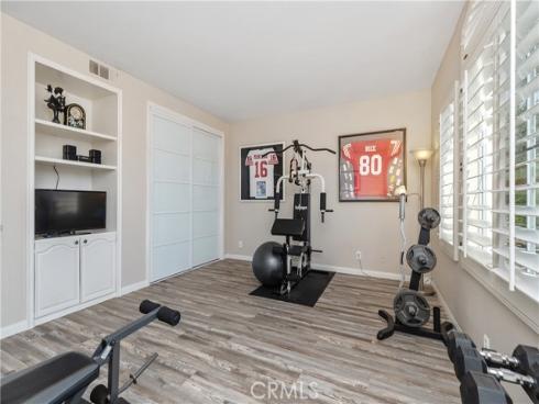 2573  Newman  , Tustin, CA