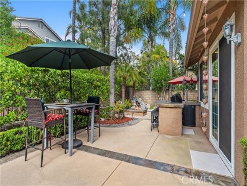 2573  Newman  , Tustin, CA