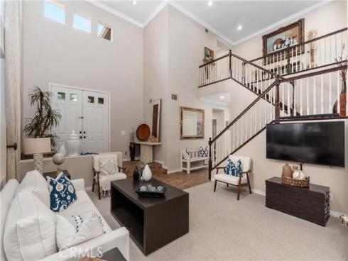 2573  Newman  , Tustin, CA