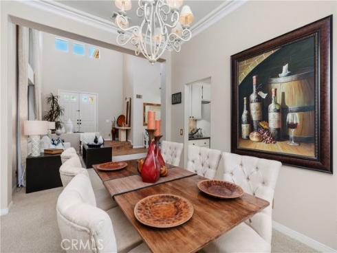 2573  Newman  , Tustin, CA