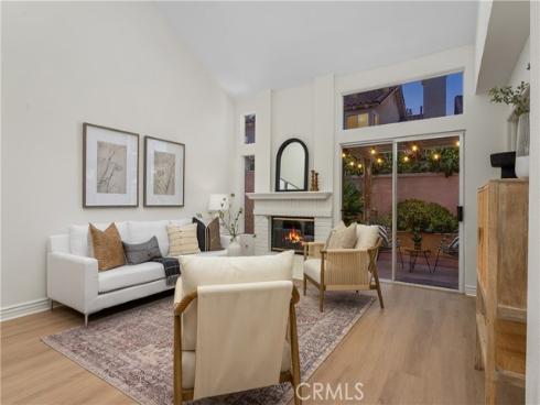 13367 Calle Antequera , Tustin, CA