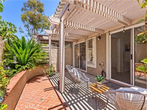 13367 Calle Antequera , Tustin, CA
