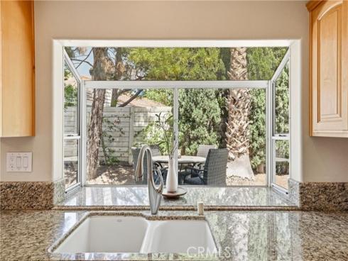 2051  Pueblo  , Tustin, CA