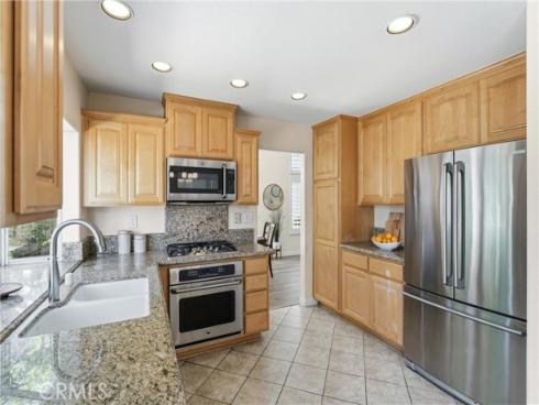 2051  Pueblo  , Tustin, CA