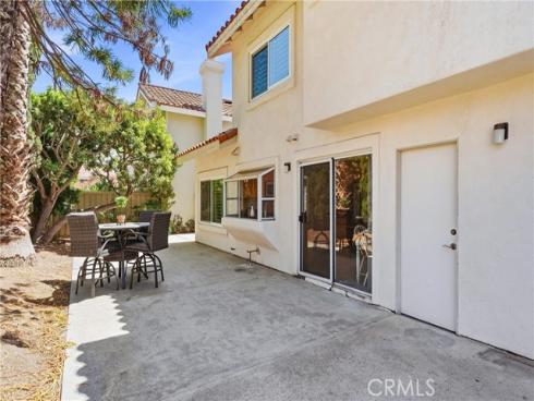 2051  Pueblo  , Tustin, CA