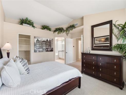2051  Pueblo  , Tustin, CA