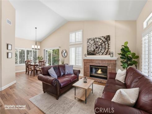 2051  Pueblo  , Tustin, CA