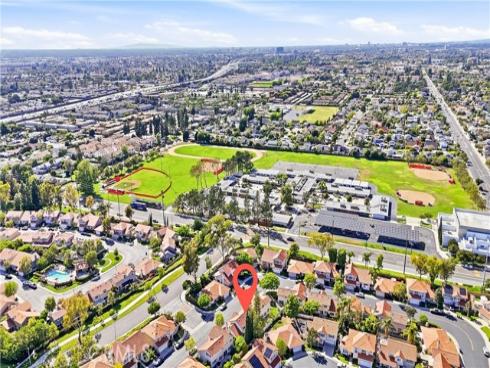 2051  Pueblo  , Tustin, CA