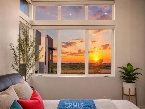 253 Waypoint , Tustin, CA