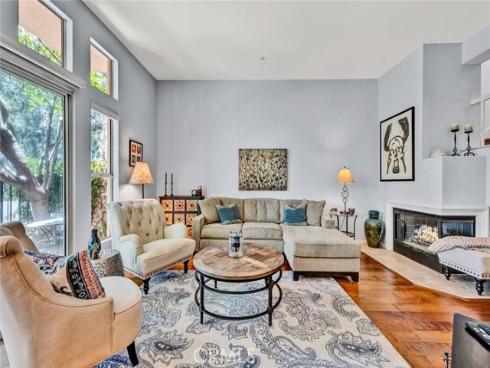 2640  Dunstan  , Tustin, CA