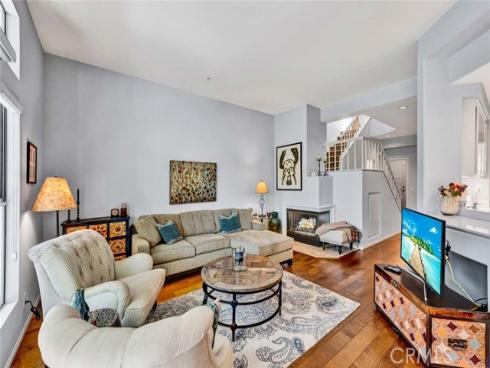 2640  Dunstan  , Tustin, CA