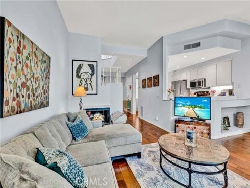 2640  Dunstan  , Tustin, CA