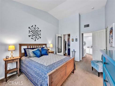 2640  Dunstan  , Tustin, CA