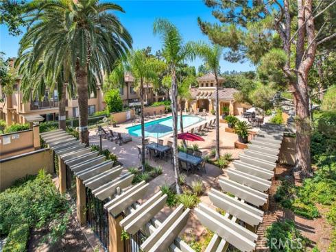 2640  Dunstan  , Tustin, CA
