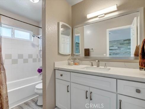 12612  Newport Ave  3 , Tustin, CA